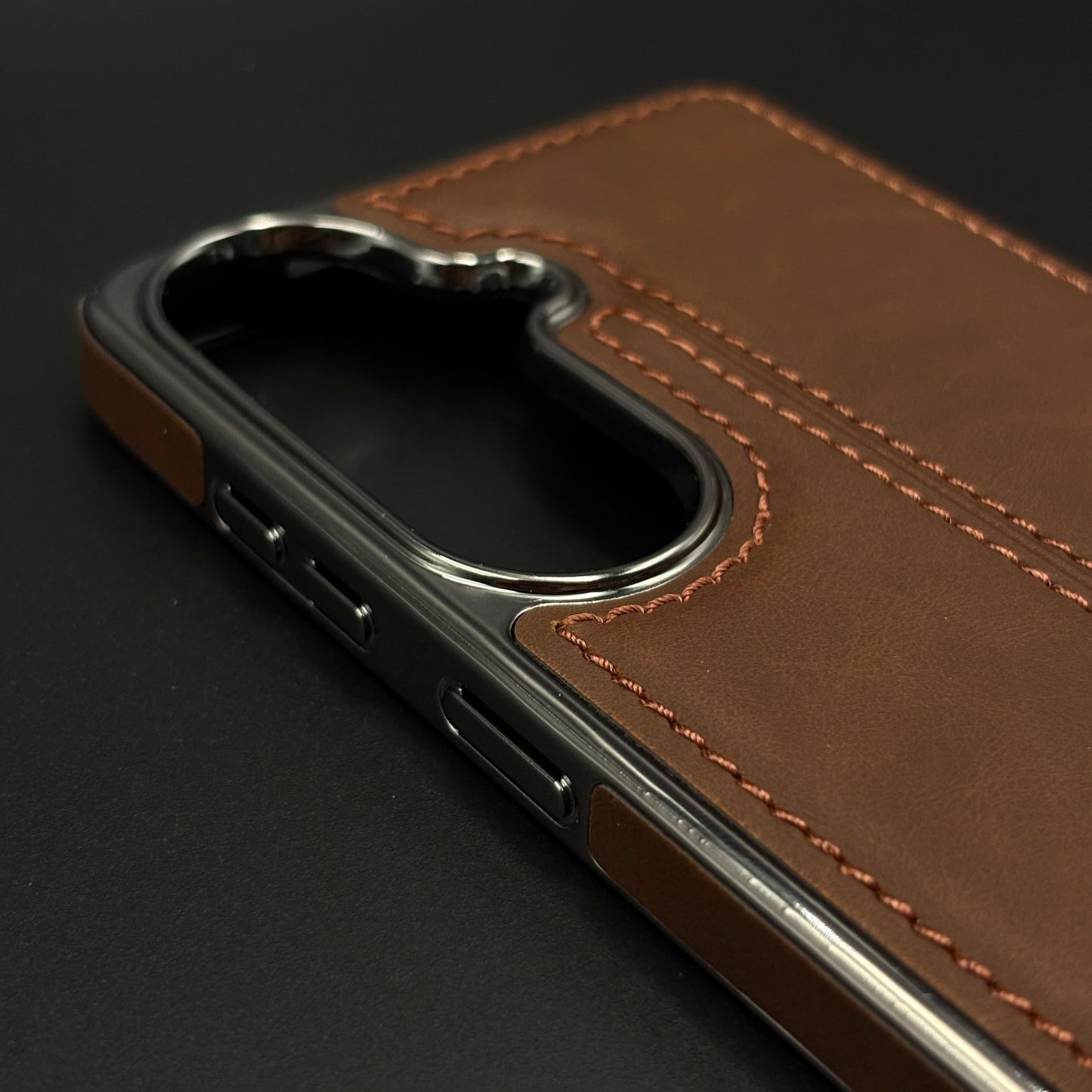 Centre Stitch Leather Chrome Plated Microfiber Inner Mobile Case Cover for Samsung Galaxy S26