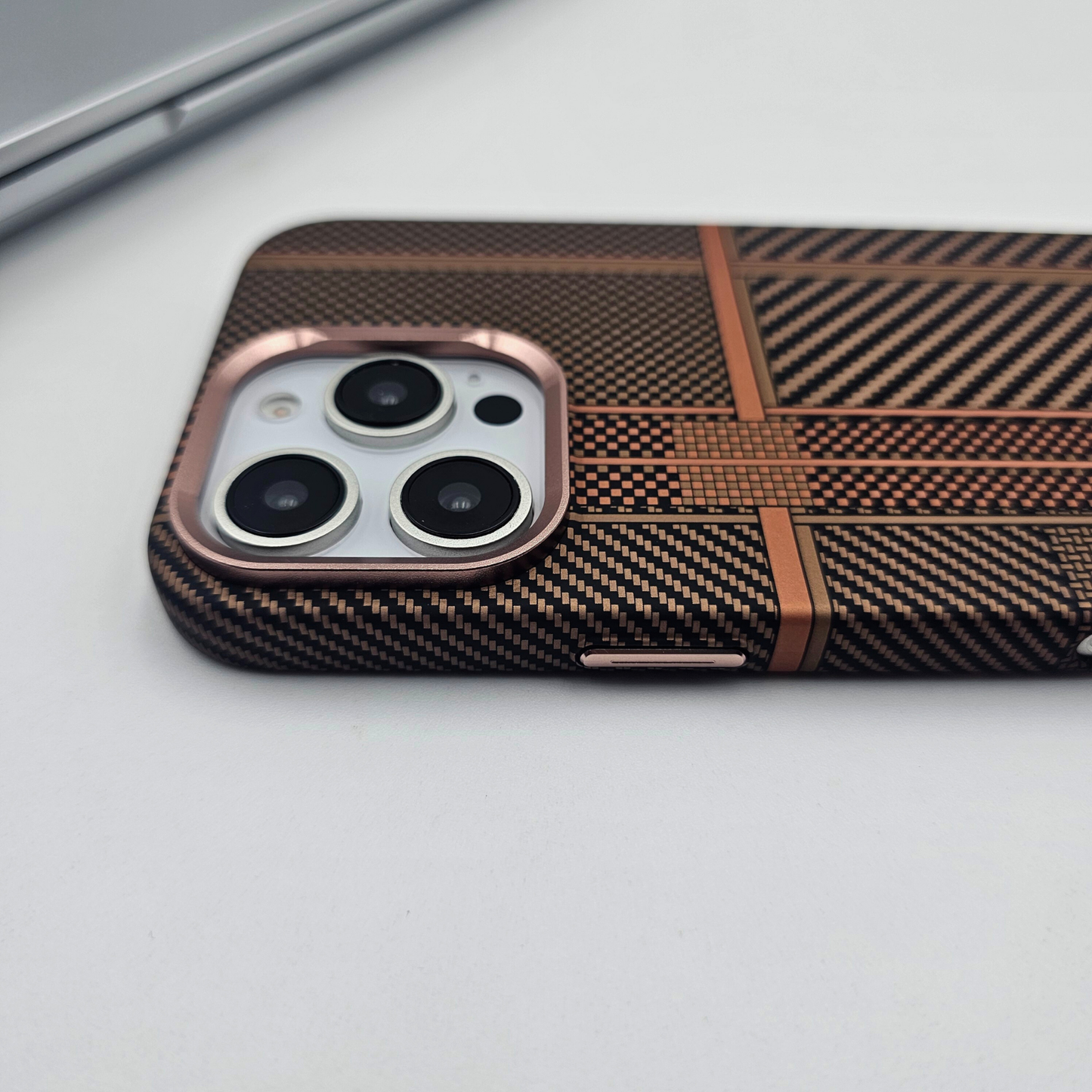 iPhone Series Desert Brown Premium Slim Case | Rare Aramid Texture Finish | Real Carbon Fibre Feel | Hidden MagSafe