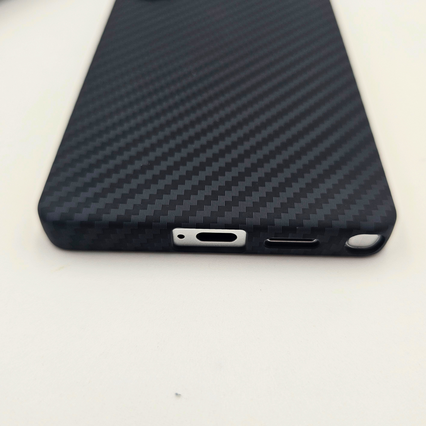 Samsung Galaxy S24 Ultra Black Premium Slim Case | Rare Aramid Texture Finish | Real Carbon Fibre Feel | Hidden MagSafe