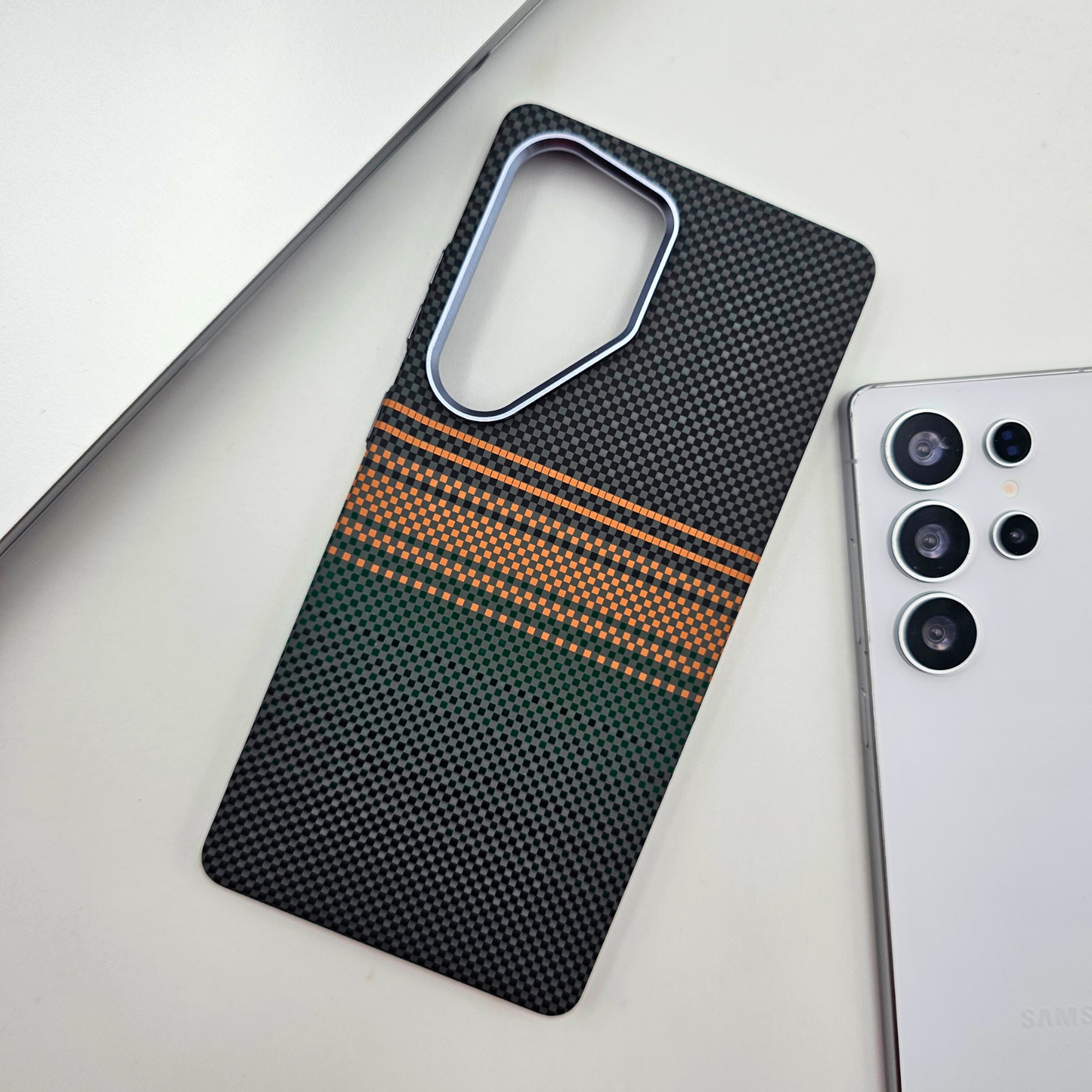 Pixelated Premium Slim Case for Samsung Galaxy S24 Ultra | Rare Aramid Texture Finish | Real Carbon Fibre Feel | Hidden MagSafe