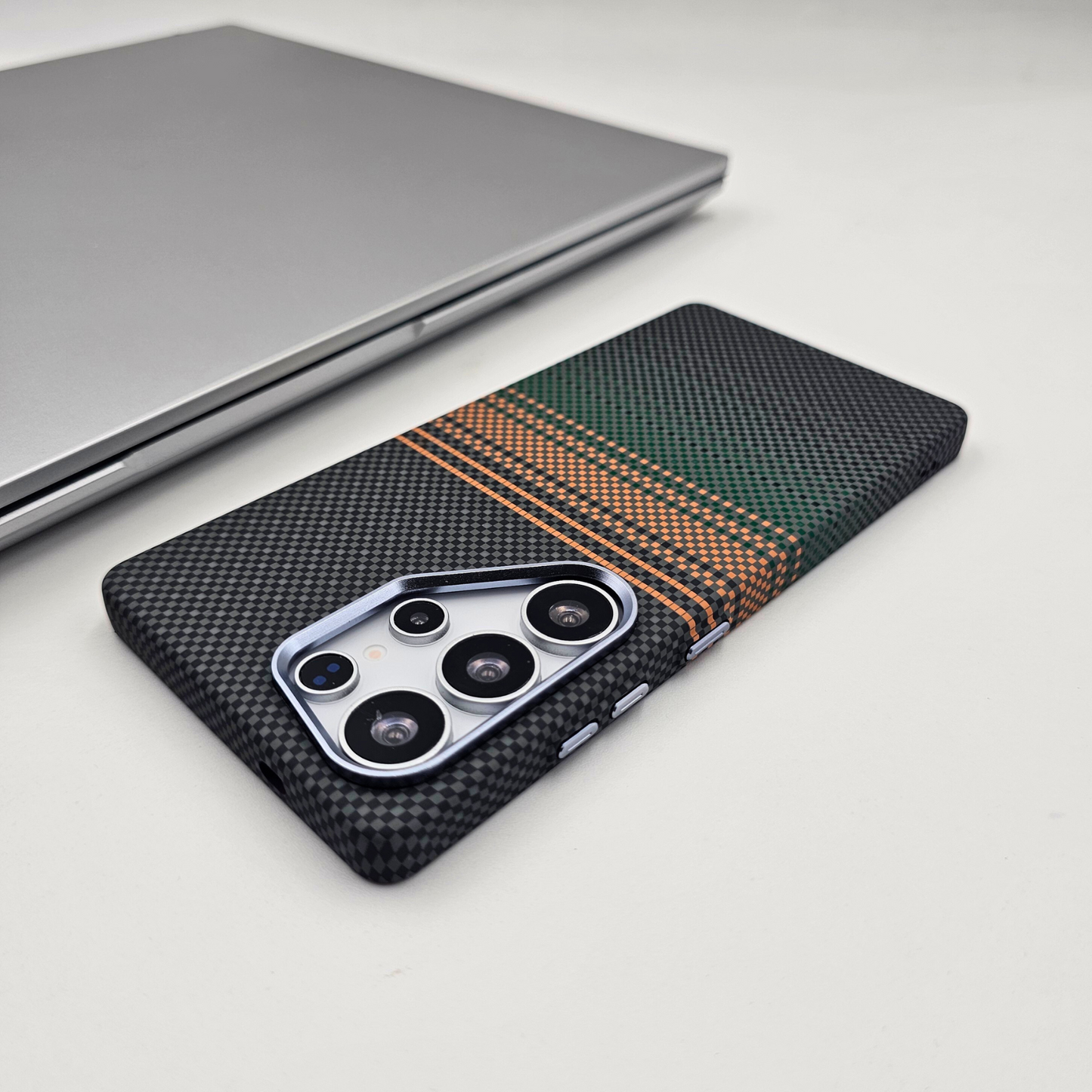 Pixelated Premium Slim Case for Samsung Galaxy S24 Ultra | Rare Aramid Texture Finish | Real Carbon Fibre Feel | Hidden MagSafe