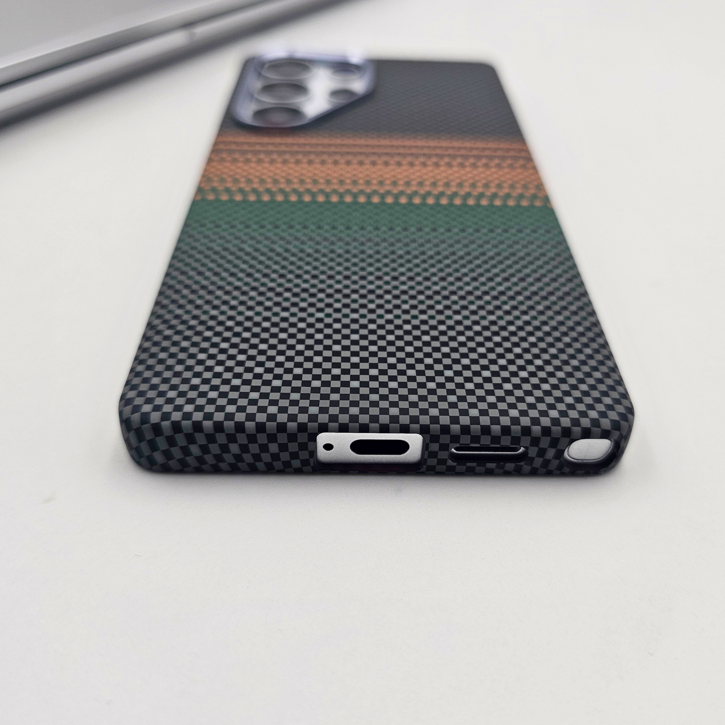Pixelated Premium Slim Case for Samsung Galaxy S24 Ultra | Rare Aramid Texture Finish | Real Carbon Fibre Feel | Hidden MagSafe