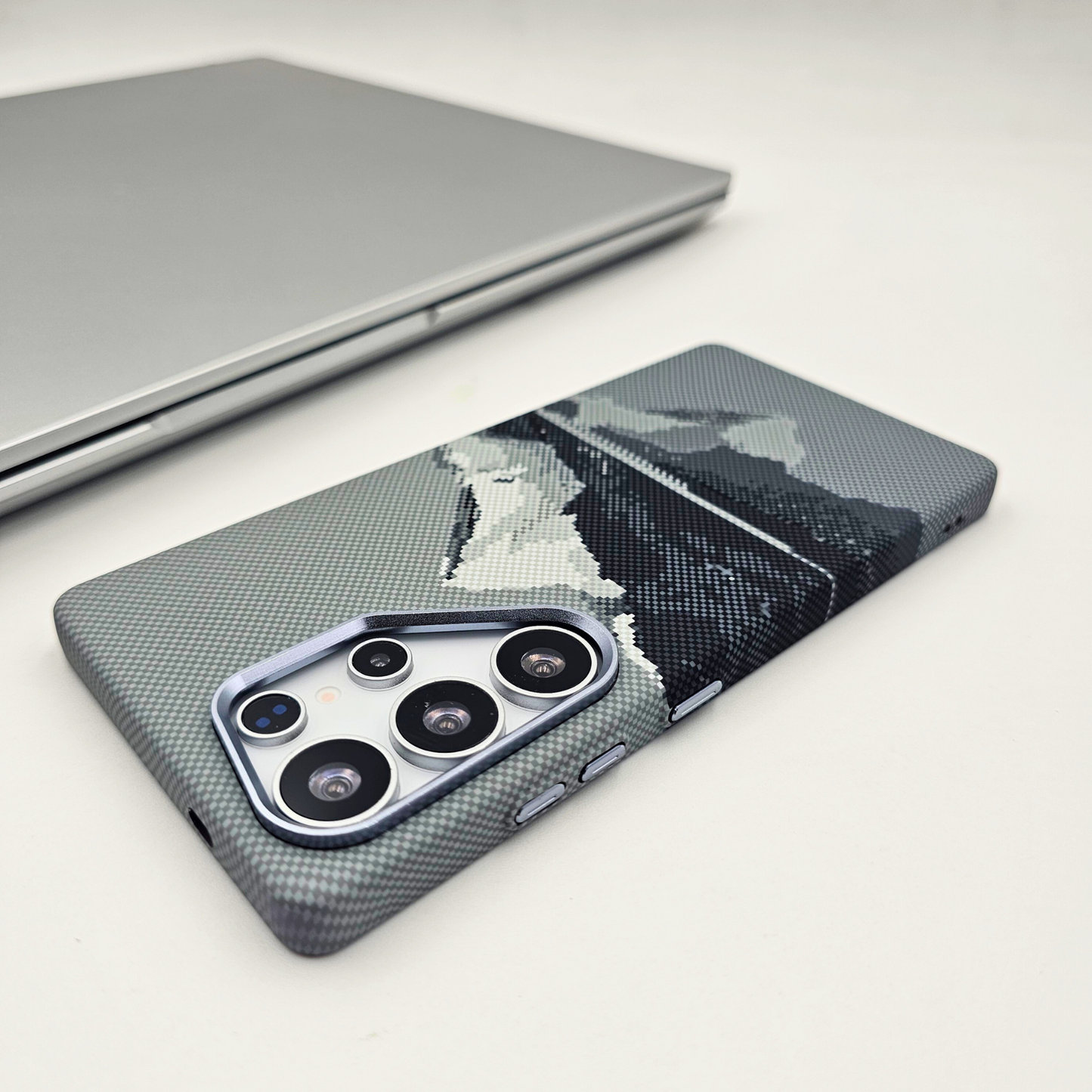 Samsung Galaxy S24 Ultra Mountain Premium Slim Case | Rare Aramid Texture Finish | Real Carbon Fibre Feel | Hidden MagSafe