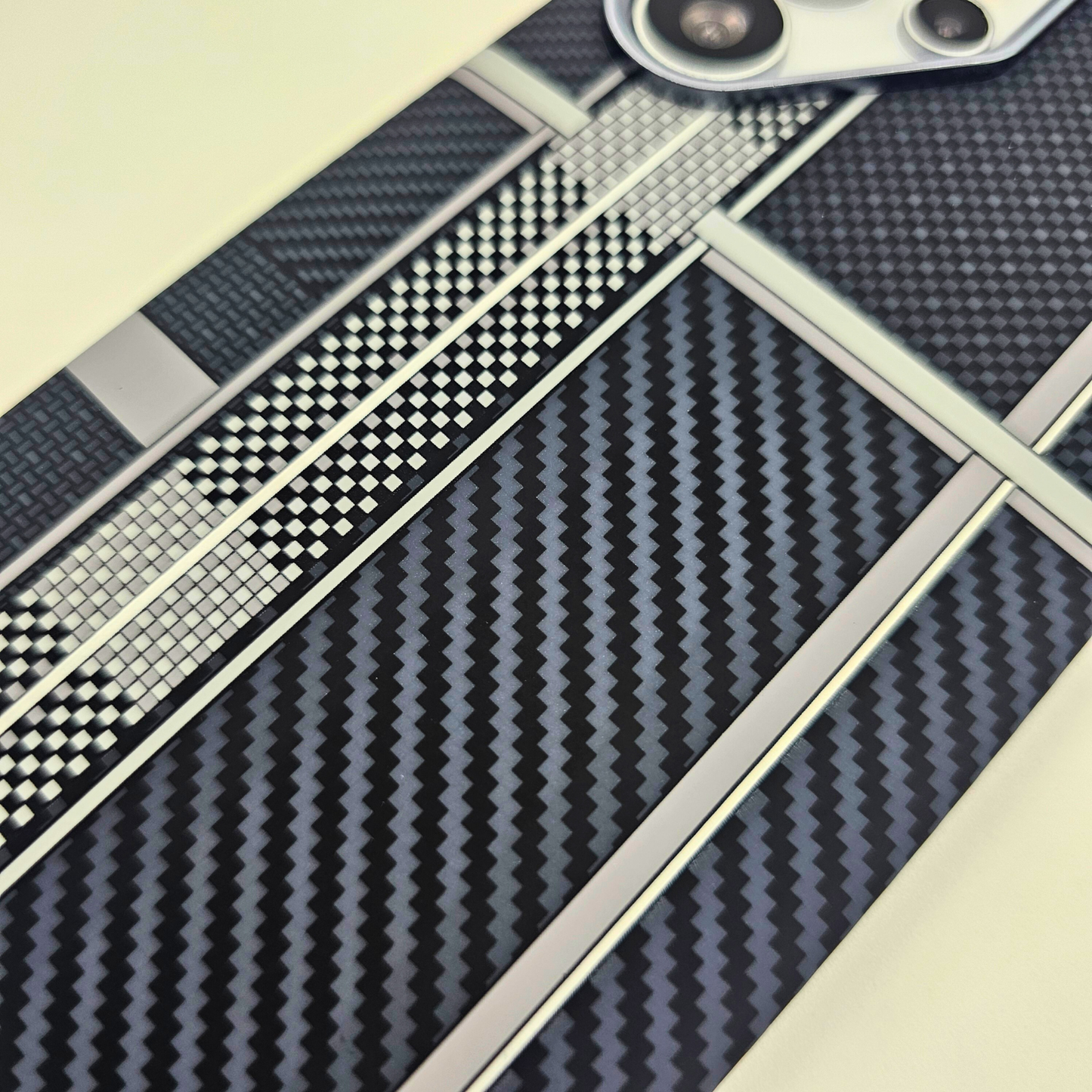 Samsung Galaxy S24 Ultra Striped Black Premium Slim Case | Rare Aramid Texture Finish | Real Carbon Fibre Feel | Hidden MagSafe