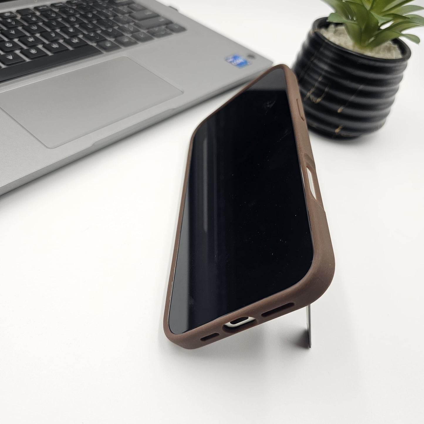 iPhone 16 Series Leather Metal Kickstand Case Inside Velvet