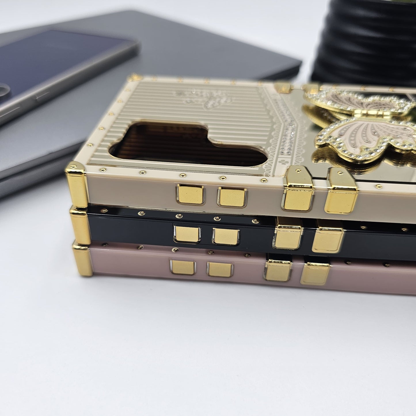 Luxury Butterfly Trunk Case for Samsung Galaxy S25 Ultra | Gold Mirror Finish | Diamond Butterfly