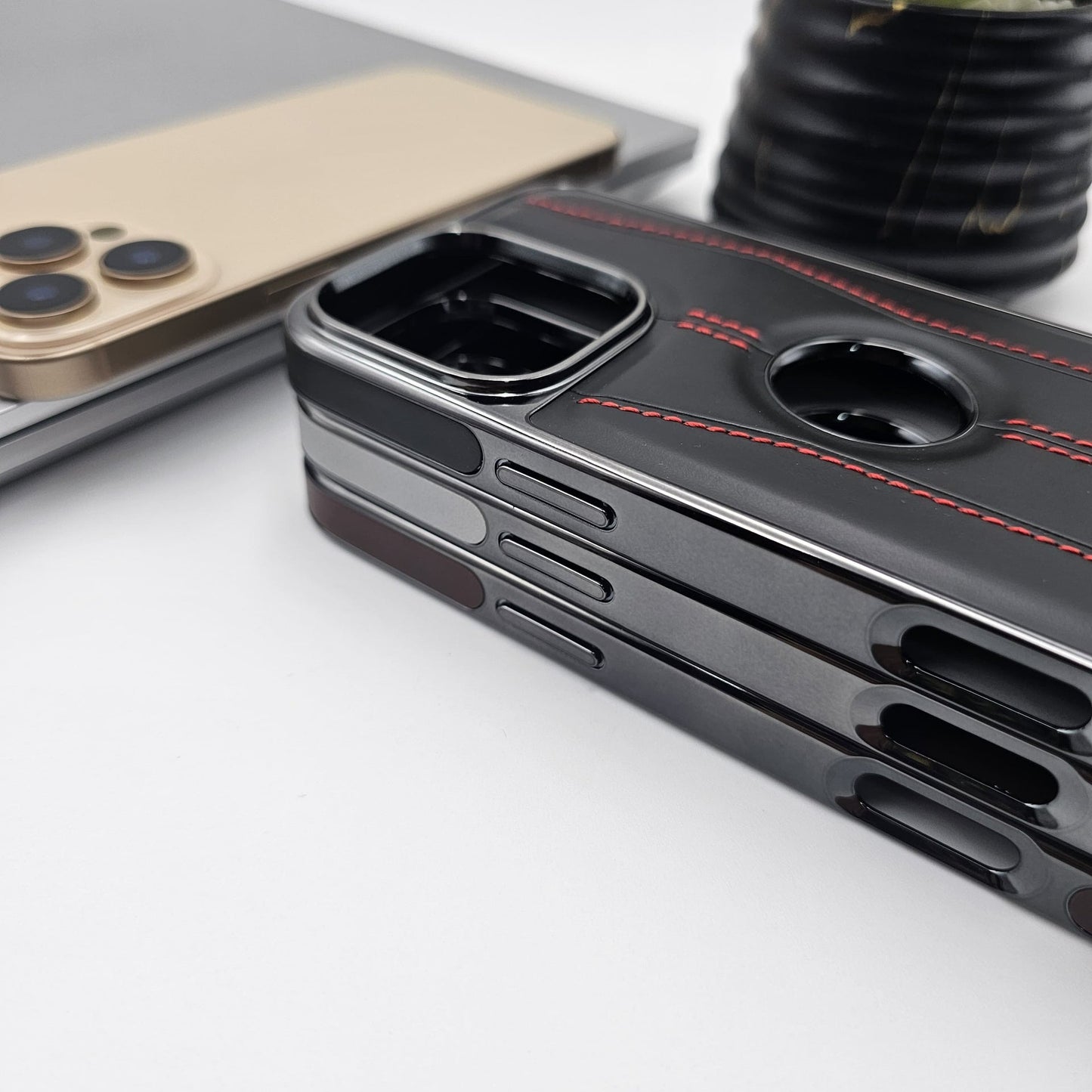 iPhone 3 Stripe Stitched Leather Case Minimalistic Design