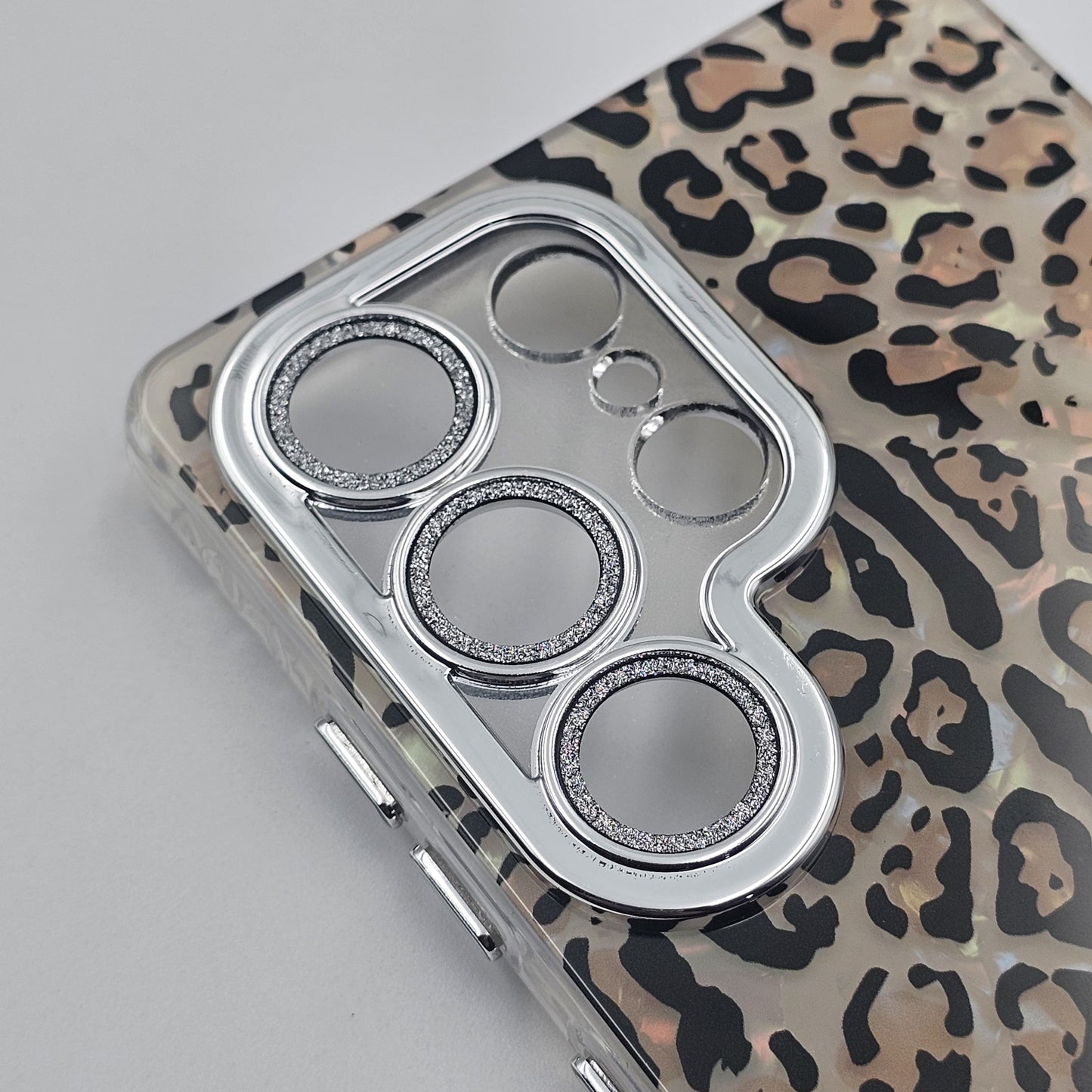 Samsung Galaxy S25 Ultra 3D Print Leopard Pattern Case