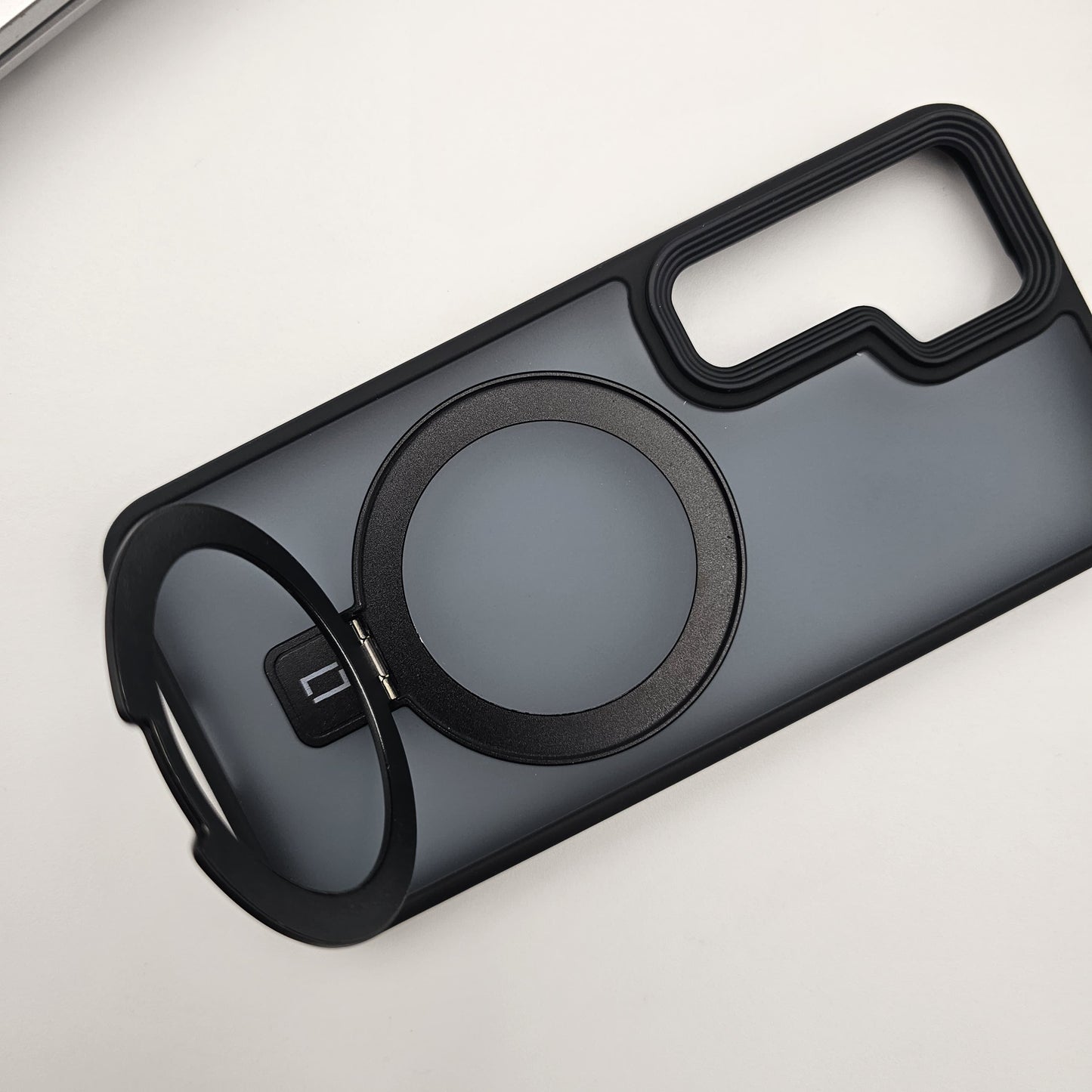 Samsung Galaxy S25 Ultra Smoke Magnetic Magsafe Metal Ring Stand Case