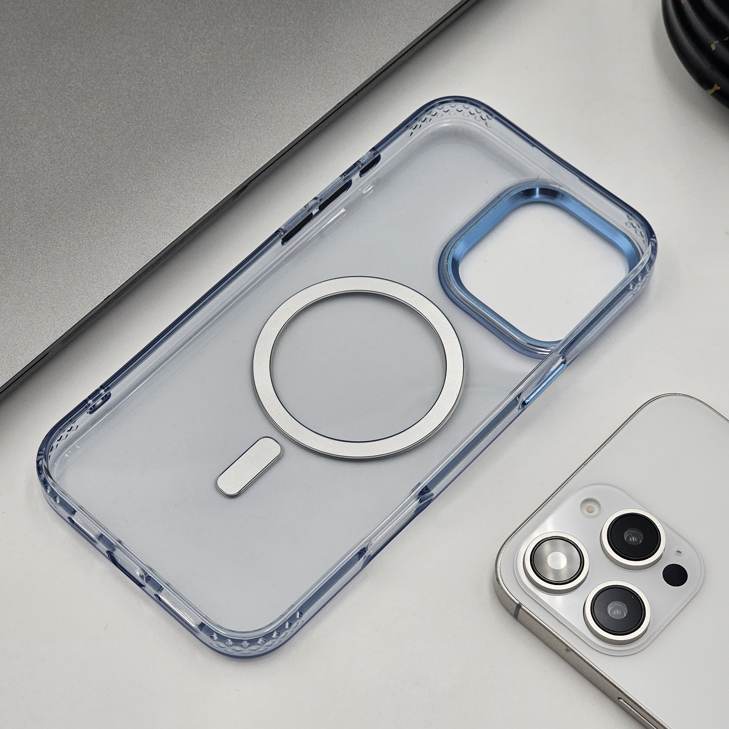 iPhone 16 Series Smokey Finish Transparent Magsafe Case