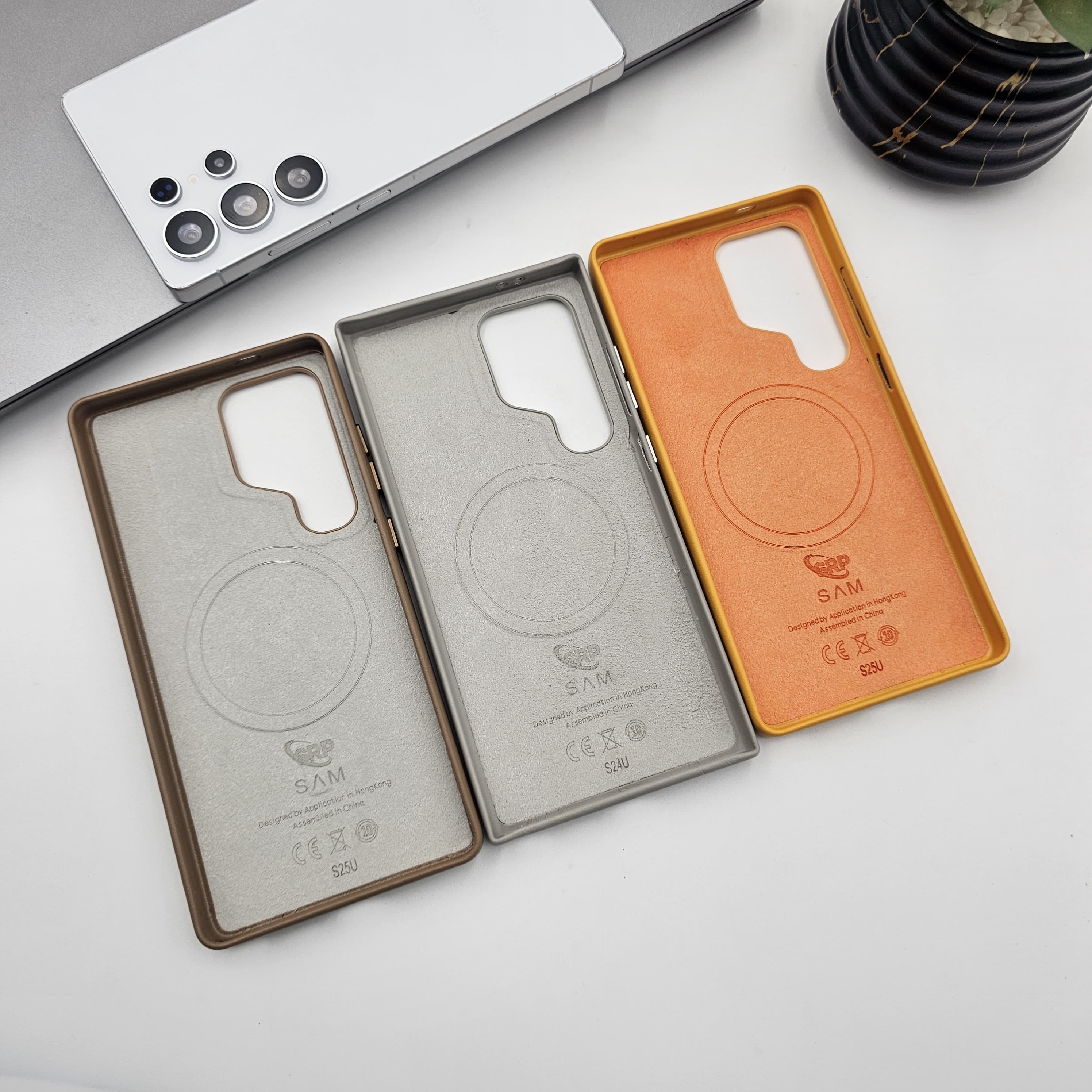 Samsung Galaxy S25 Ultra Leather Hidden Magsafe Case
