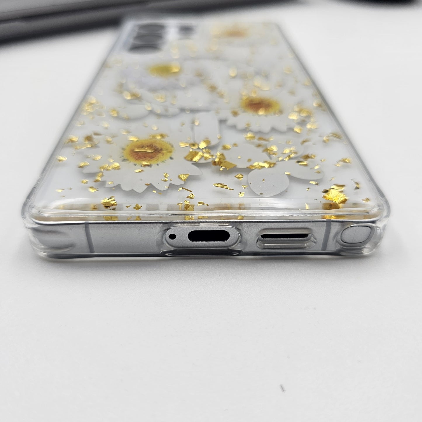 Samsung Galaxy S25 Ultra Floral Non Yellow Glitter Magsafe Silicone Case