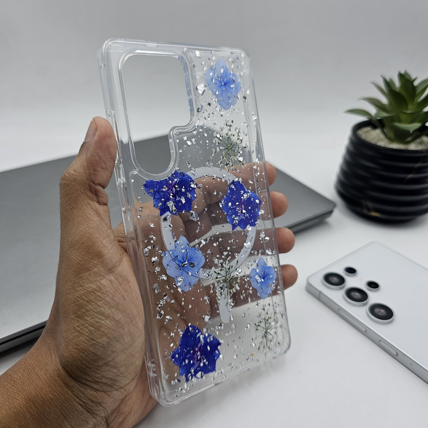 Samsung Galaxy S25 Ultra Floral Non Yellow Glitter Magsafe Silicone Case