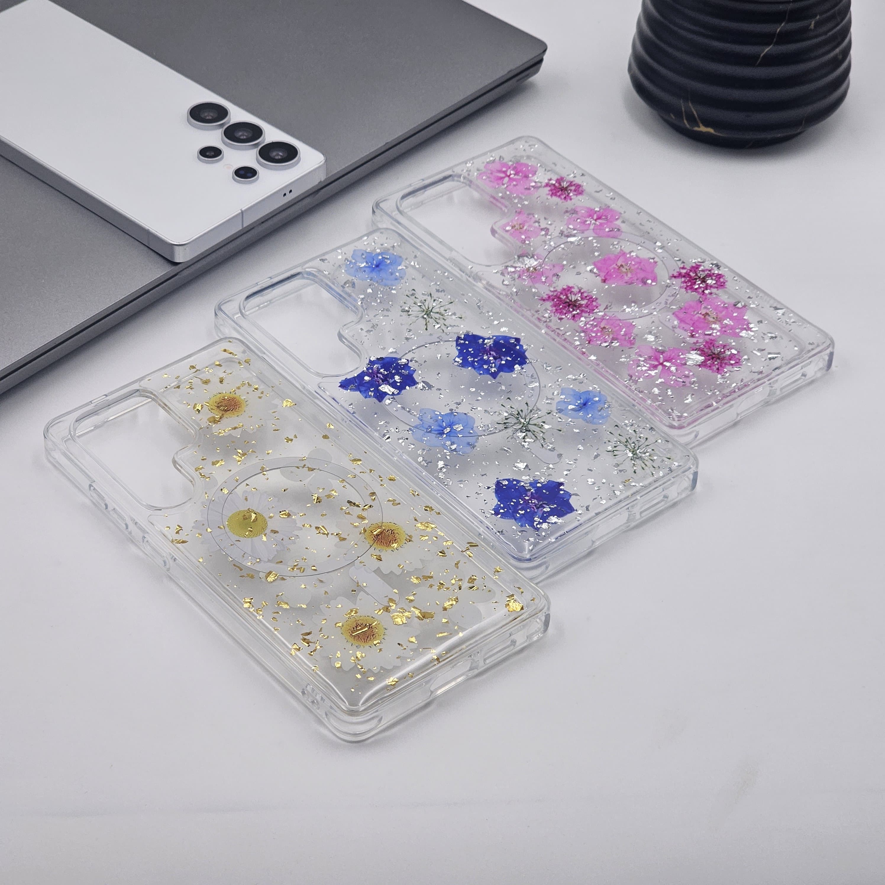 Samsung Galaxy S25 Ultra Floral Non Yellow Glitter Magsafe Silicone Case