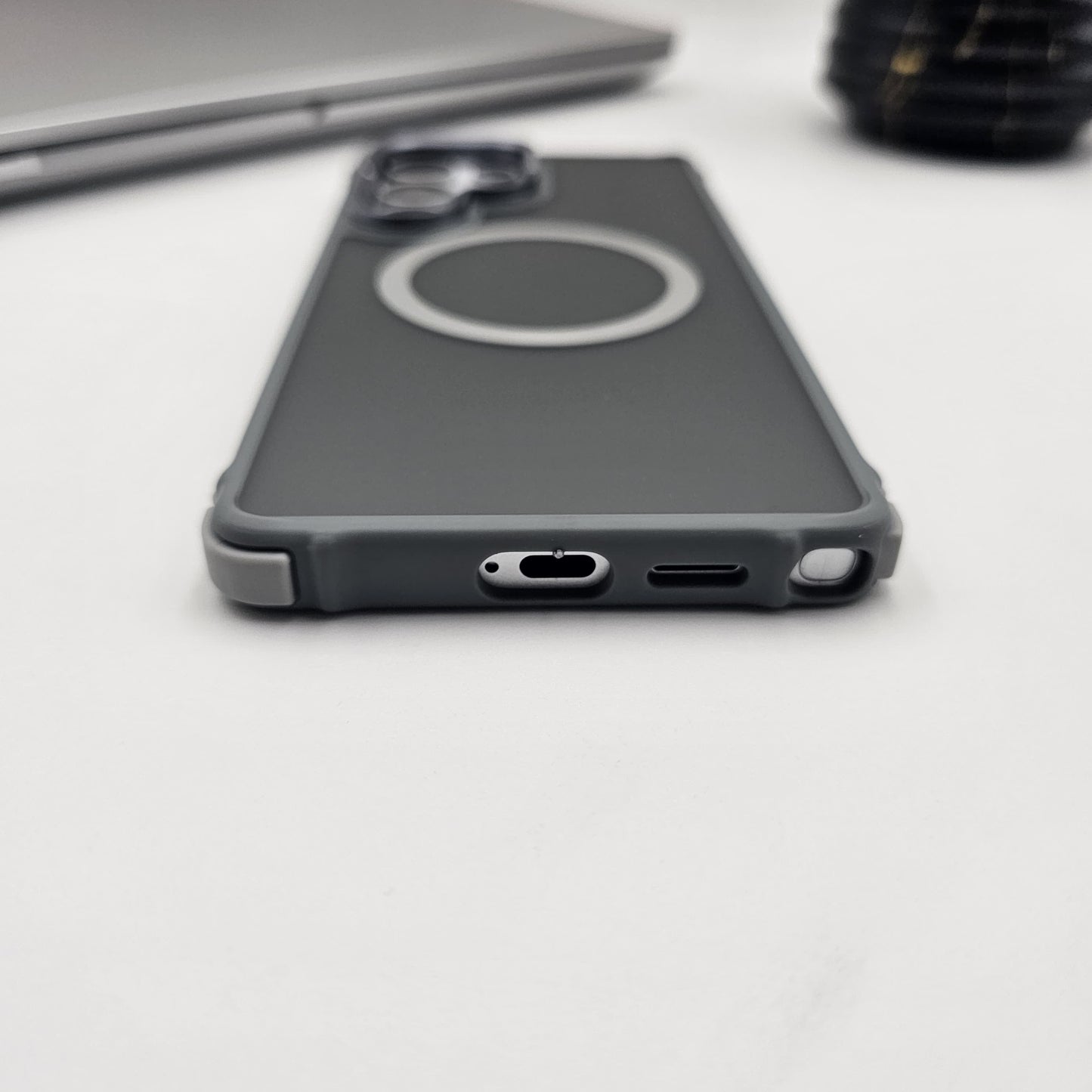 Samsung Galaxy S25 Ultra Aluminium Alloy Smoke Magsafe Bumper Case
