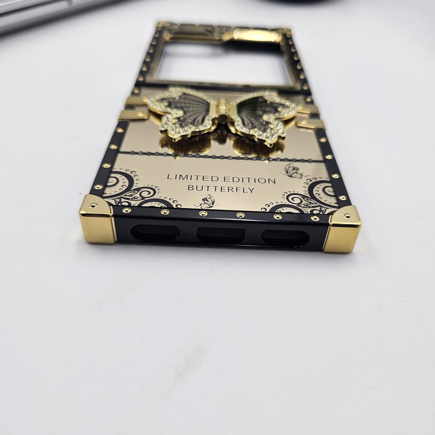 Luxury Butterfly Trunk Case for Samsung Galaxy Z Flip 7 FE | Gold Mirror Finish | Diamond Butterfly