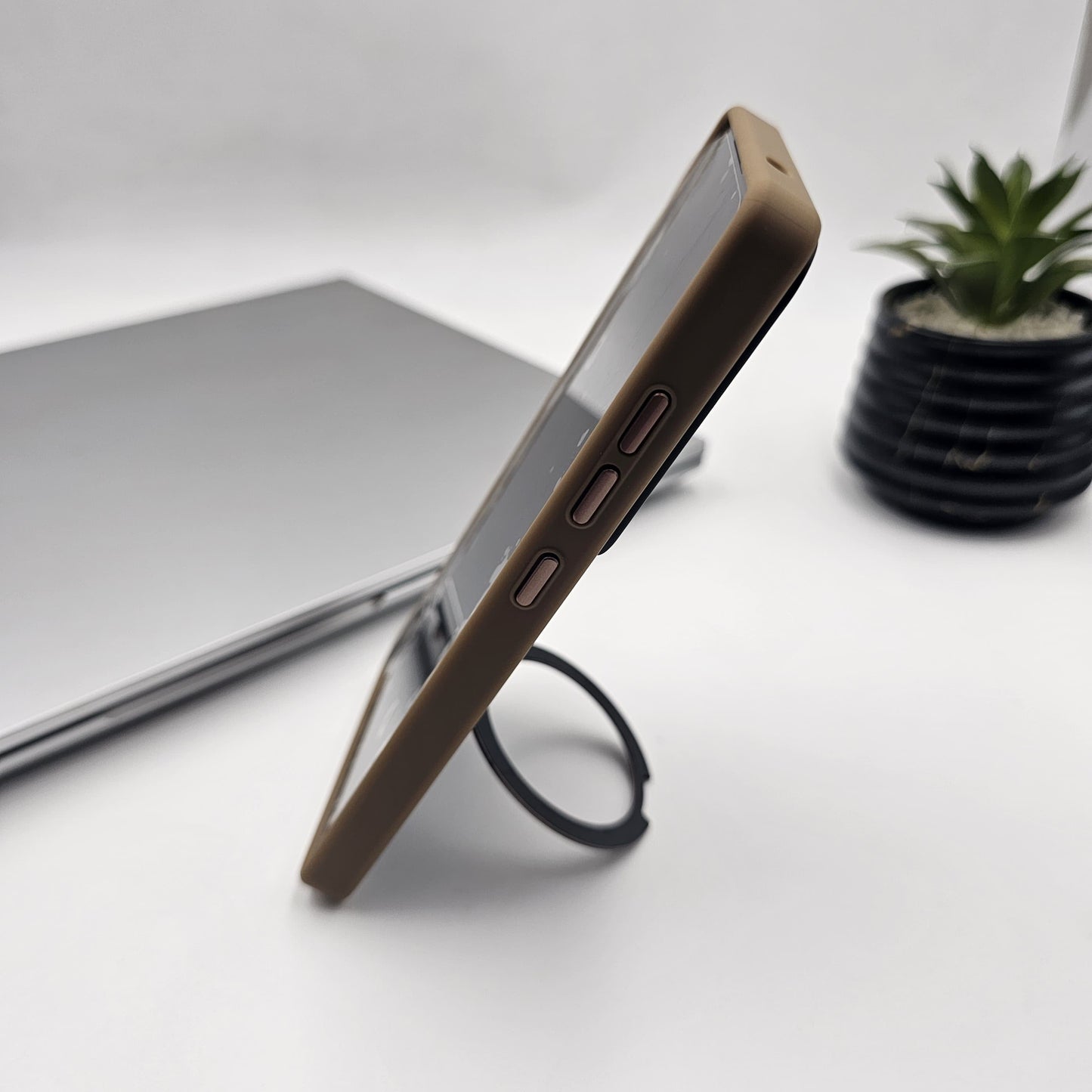 Samsung Galaxy S24 Ultra Smokey Metal Magsafe Ring Stand Case