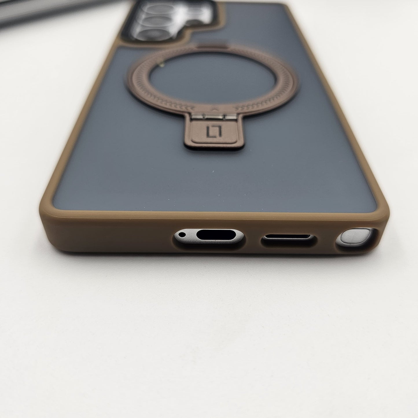 Samsung Galaxy S24 Ultra Smokey Metal Magsafe Ring Stand Case