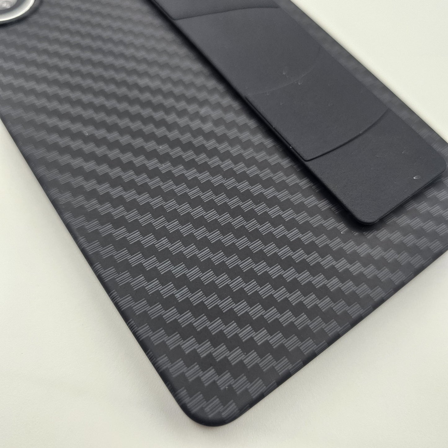 Samsung Galaxy S24 Ultra Carbon Fibre Wristband Camera Protection Case