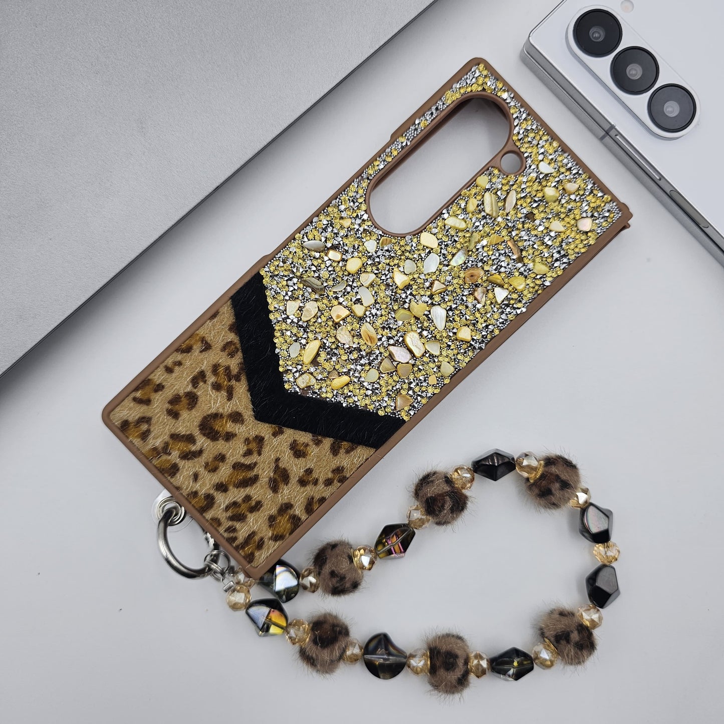 Samsung Galaxy Z Fold 6 Rhinestone Leopard Soft Fur Wristband Sling Case