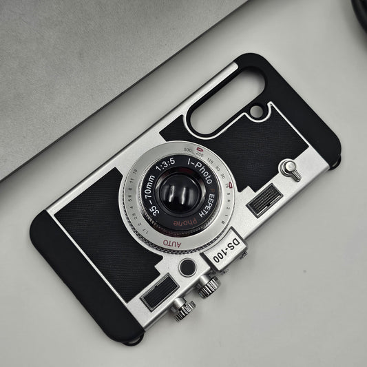 3D Vintage Camera Case for Samsung Galaxy S24 | Retro Designer | Detachable Sling