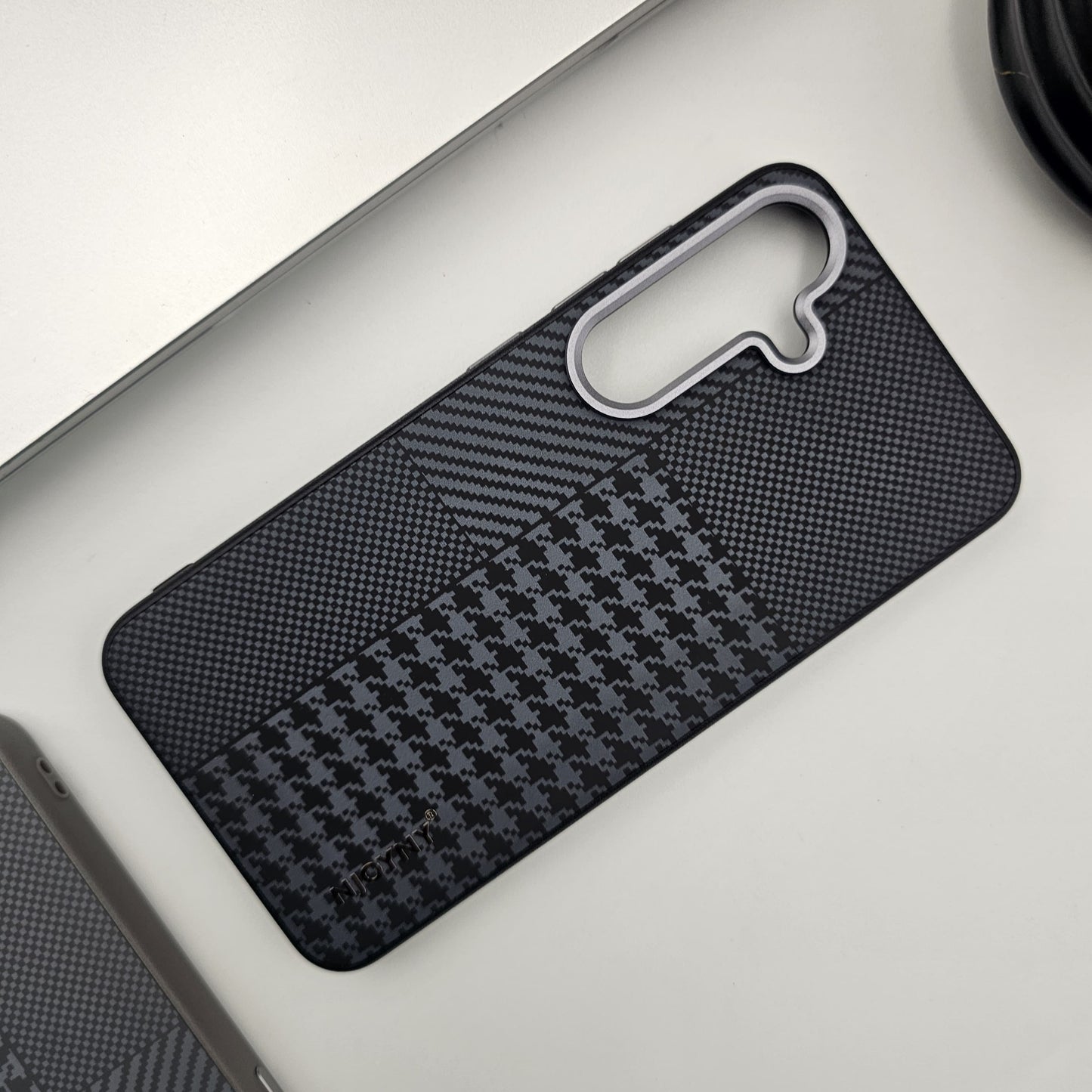 Samsung Galaxy S24 Carbon Fibre Pattern Slim Case