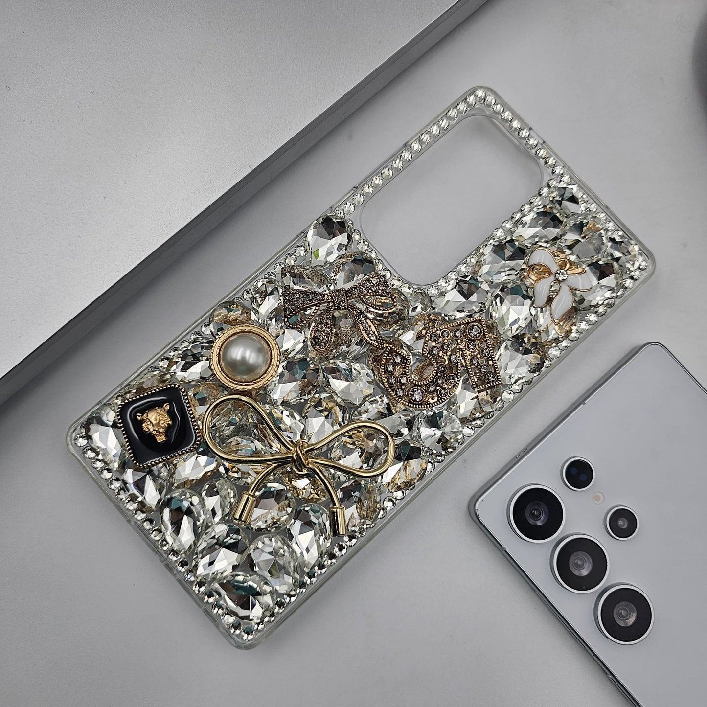 Samsung Galaxy S25 Ultra Bow Knot Rhinestone Diamond Case