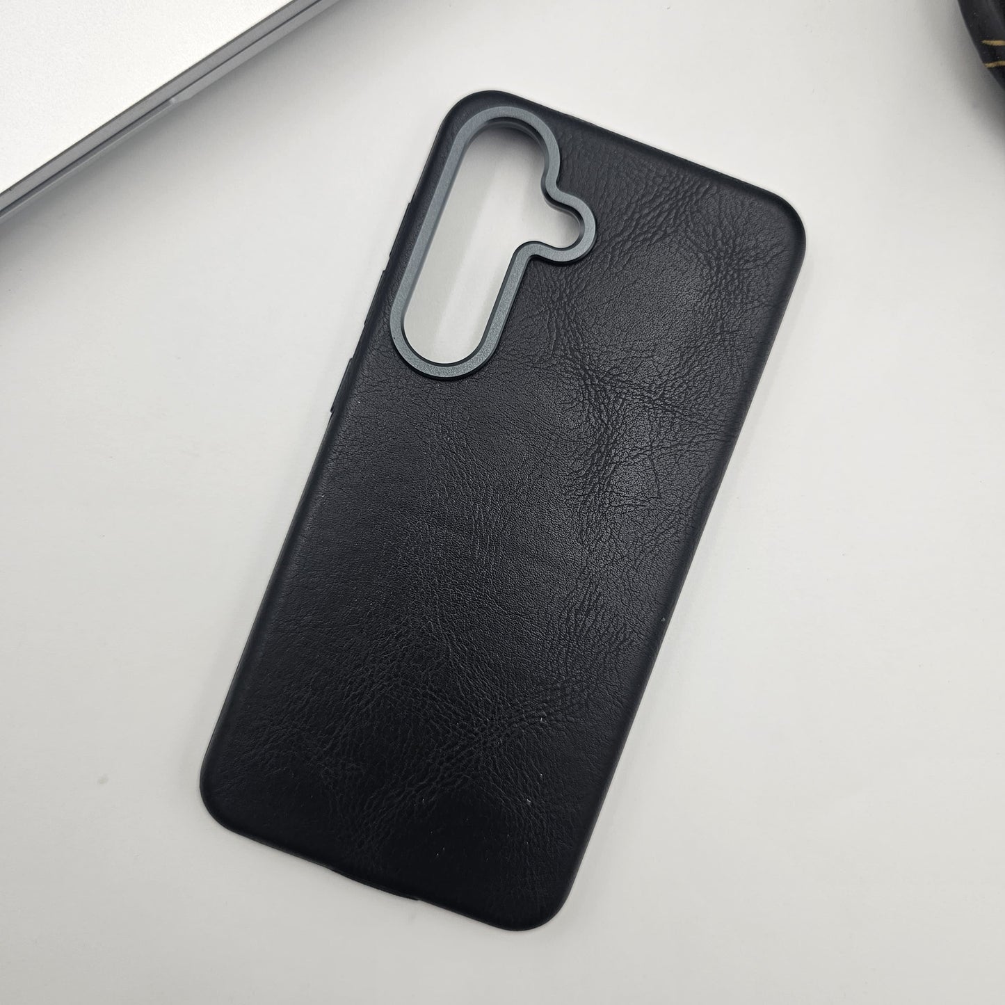 Samsung Galaxy S24 Metal Bump Leather Case