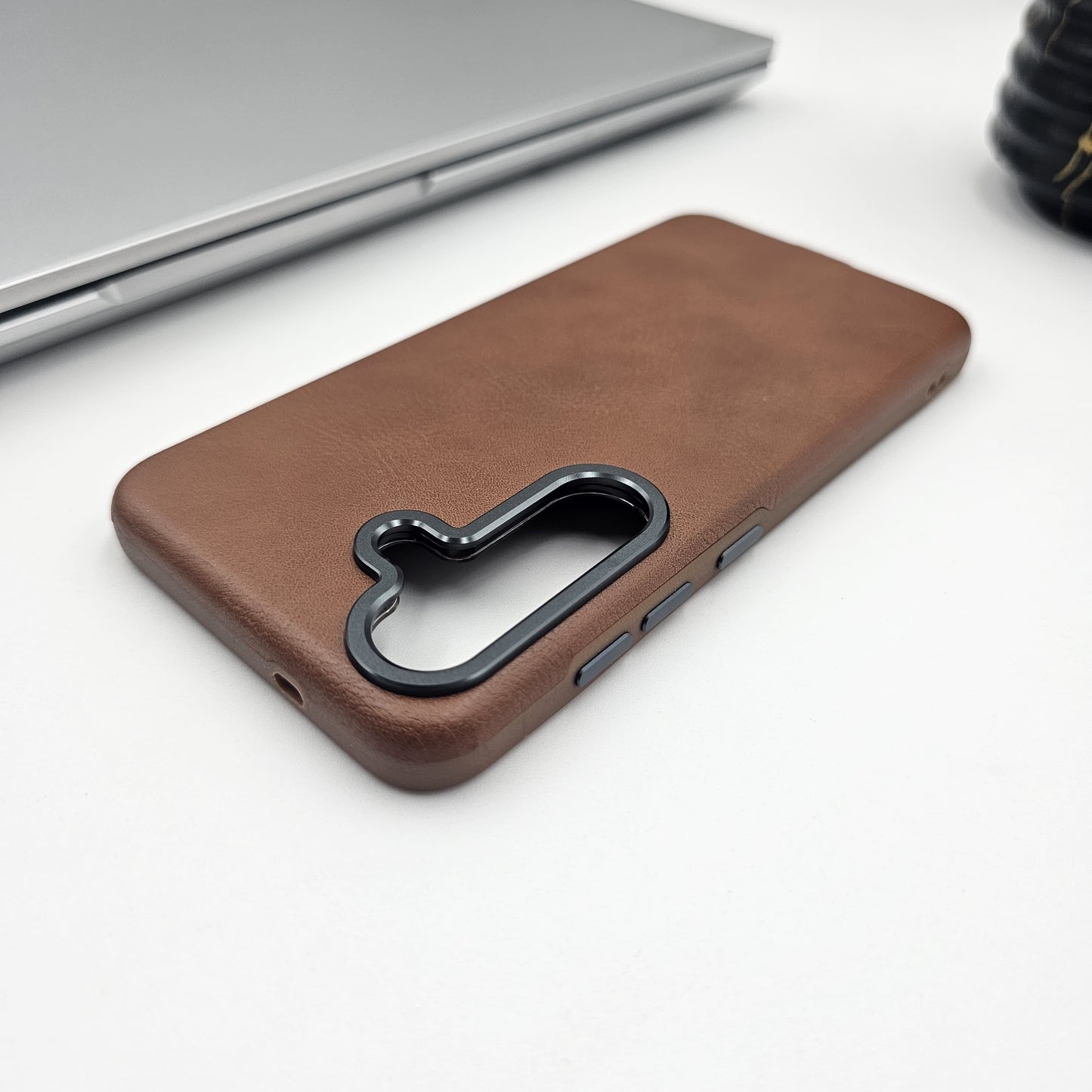 Samsung Galaxy S24 Metal Bump Leather Case