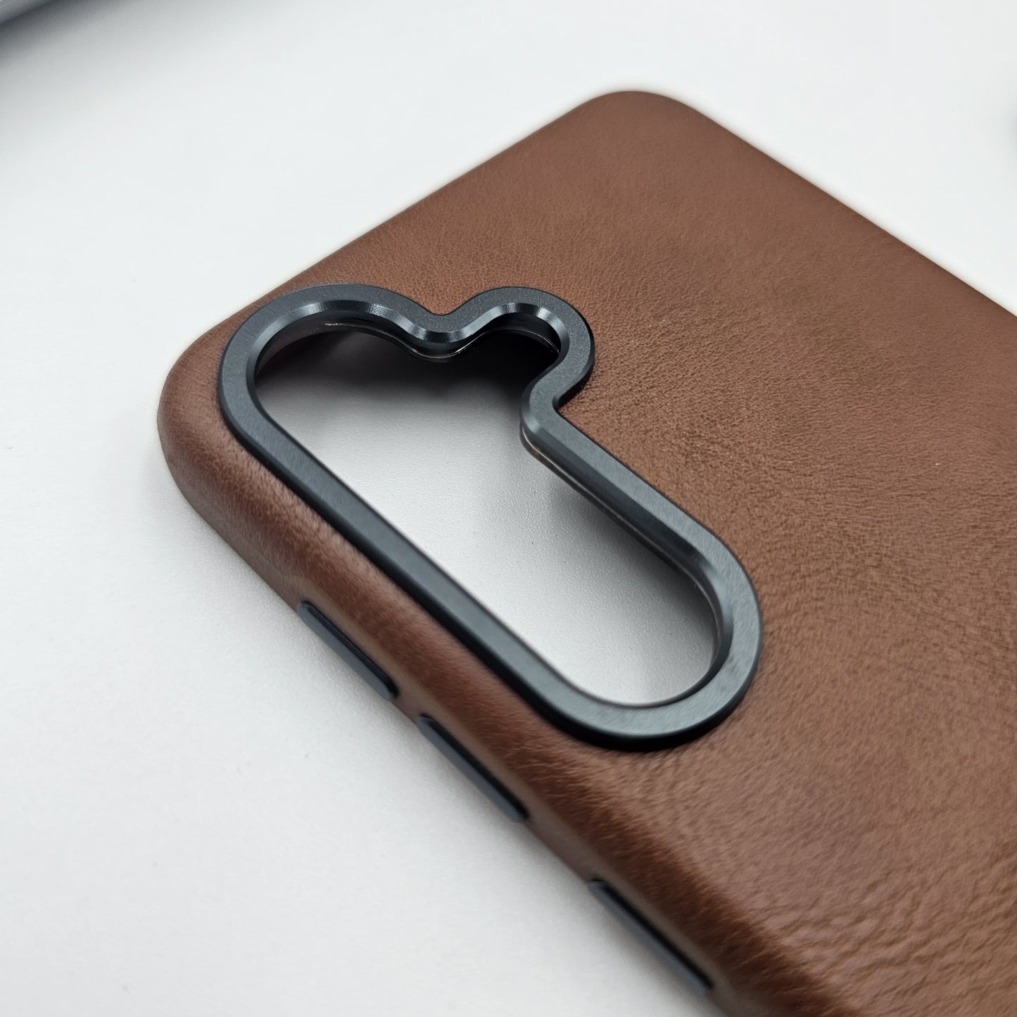 Samsung Galaxy S24 Metal Bump Leather Case