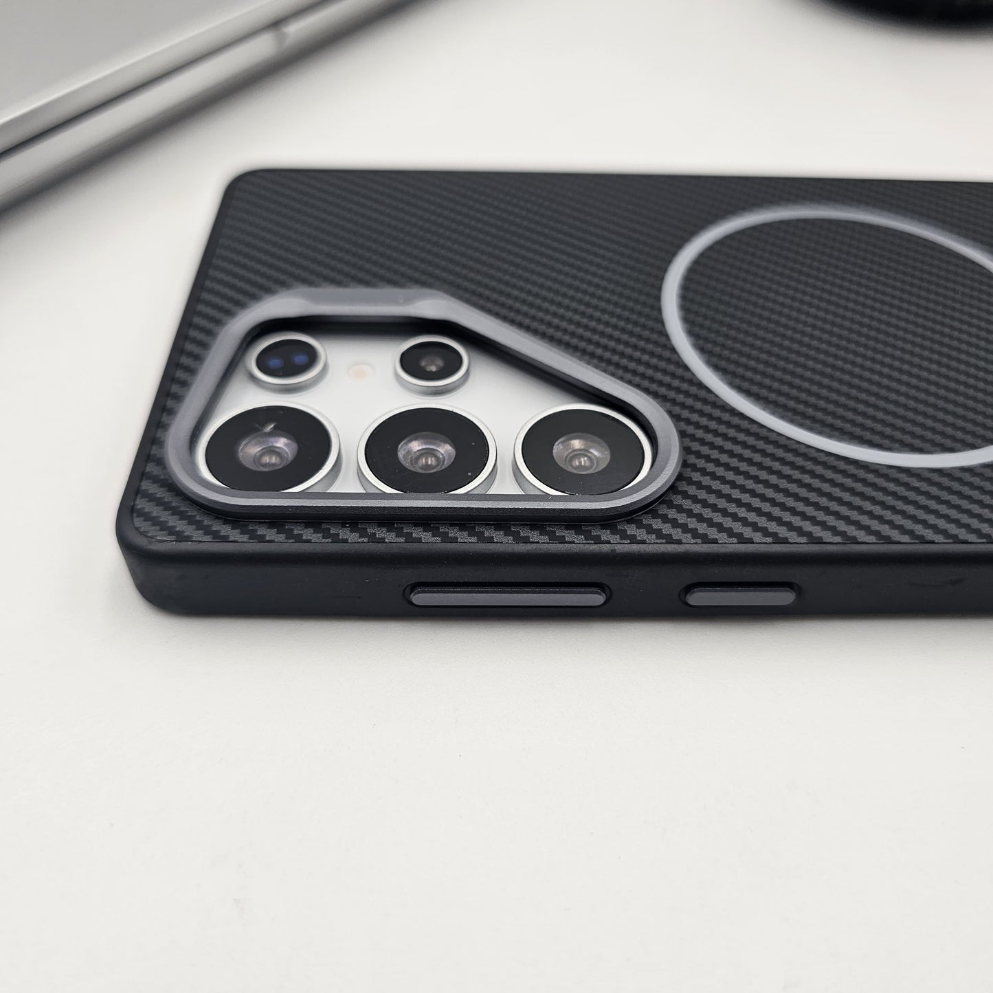 Samsung Galaxy S25 Ultra Carbon Fibre Magsafe Metal Camera Bump Case