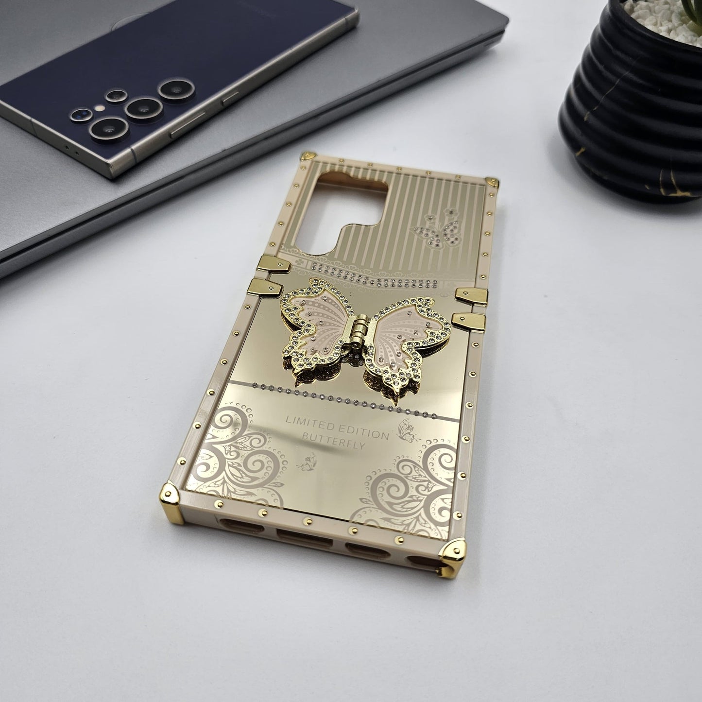 Luxury Butterfly Trunk Case for Samsung Galaxy S25 Ultra | Gold Mirror Finish | Diamond Butterfly