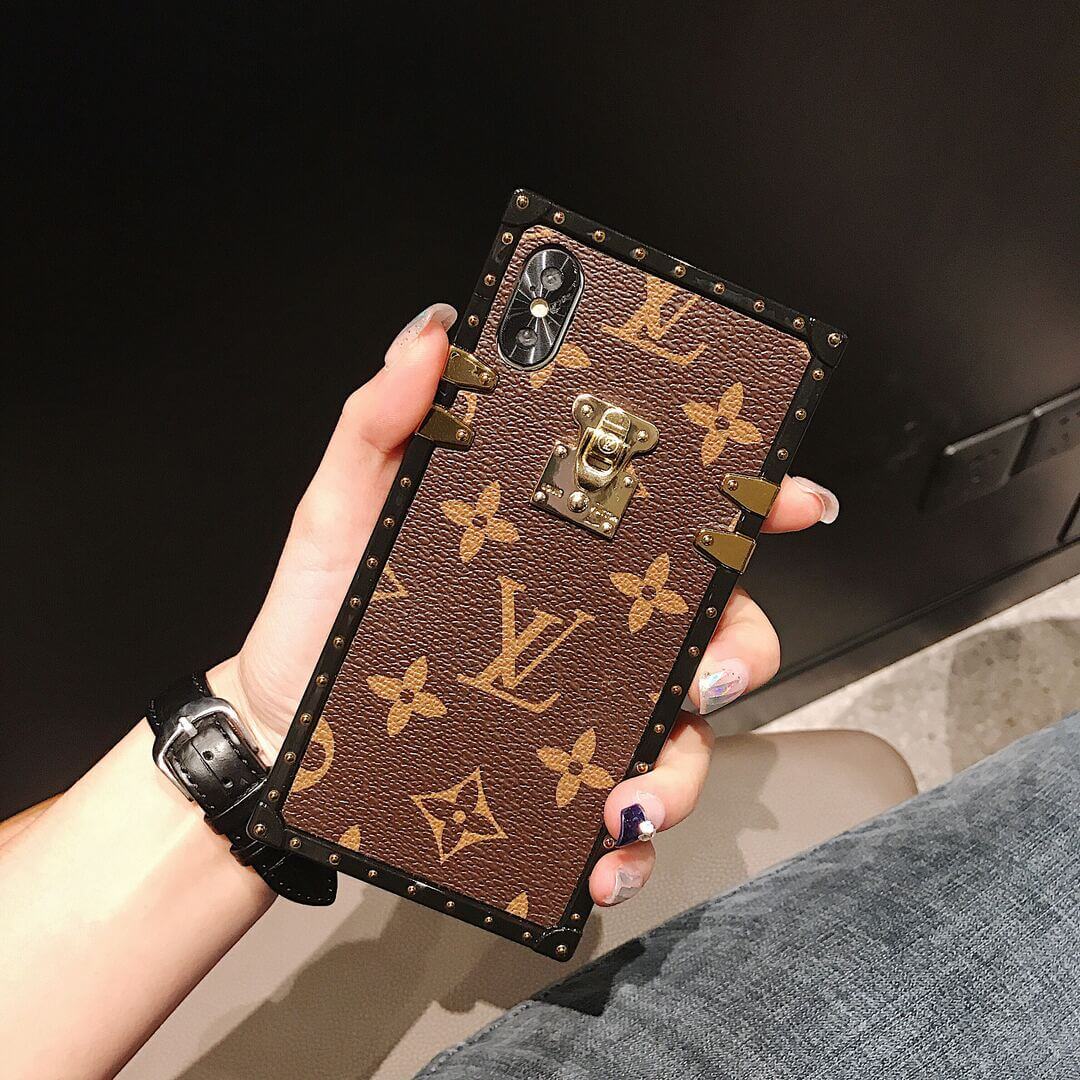 iPhone Luxury Branded Trunk Square Shaped Leather Case